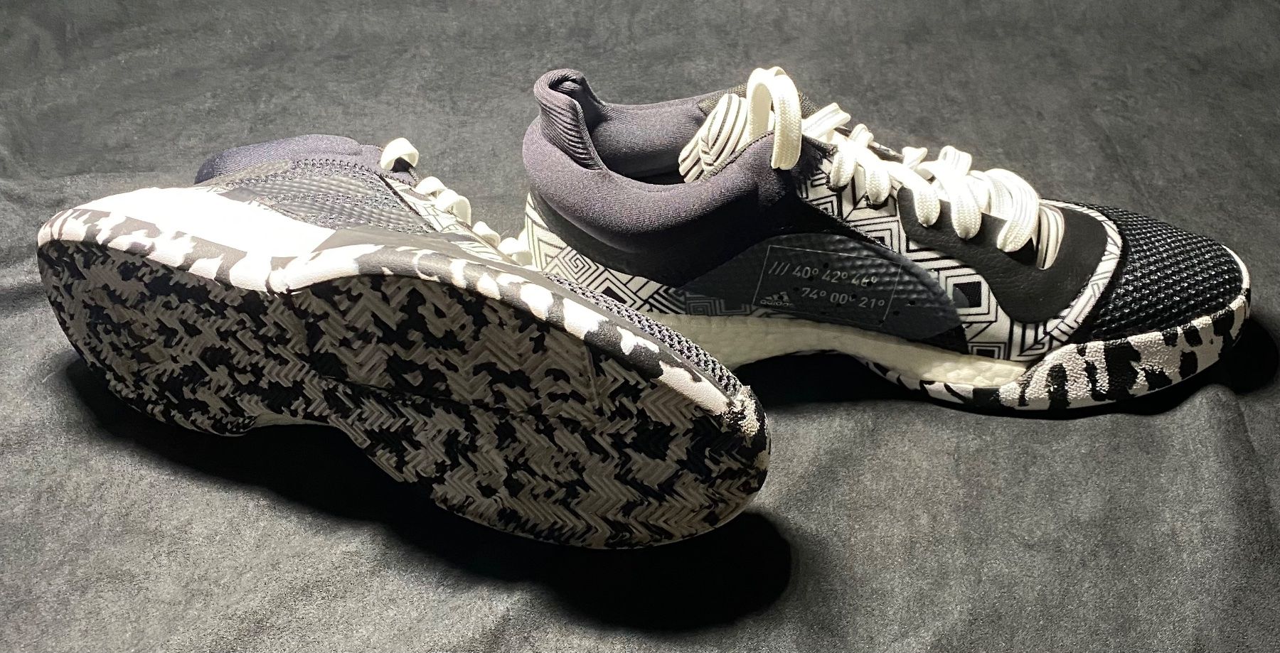 Adidas Scarpe da uomo: Adidas Marquee Boost Low Basketball – Usato da Wettingen venduto da Sell_23 1