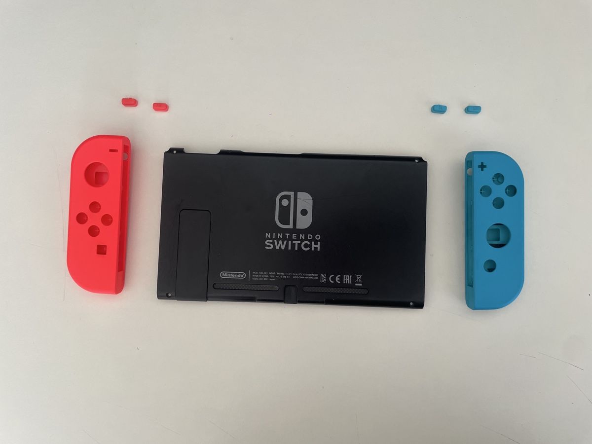 Nintendo Console: Nintendo Switch Shell Ersatzteile – Usato da Bern venduto da jjx_tg89