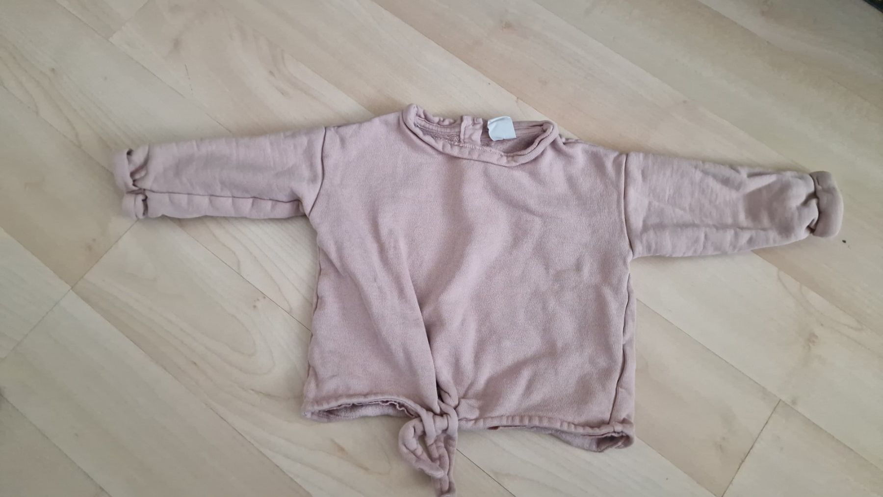 H&M Pulls et sweat-shirts: Schicker Pulli gr80 – D'occasion à Winterthur par Mmondeo