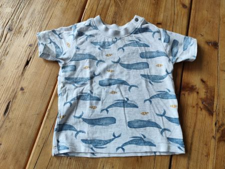 T-Shirt mit Wal-Motiven von "noppies", Gr. 86 cm