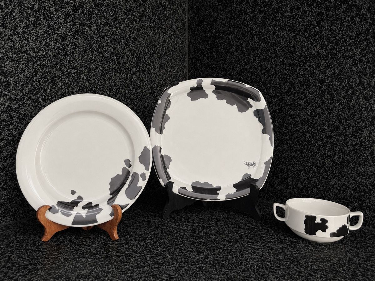 Set di piatti: Exklusives Schweizer Geschirr mit Kuhfleckenmuster – Nuovo (secondo la descrizione) da Wilderswil venduto da Kuanyin06 1