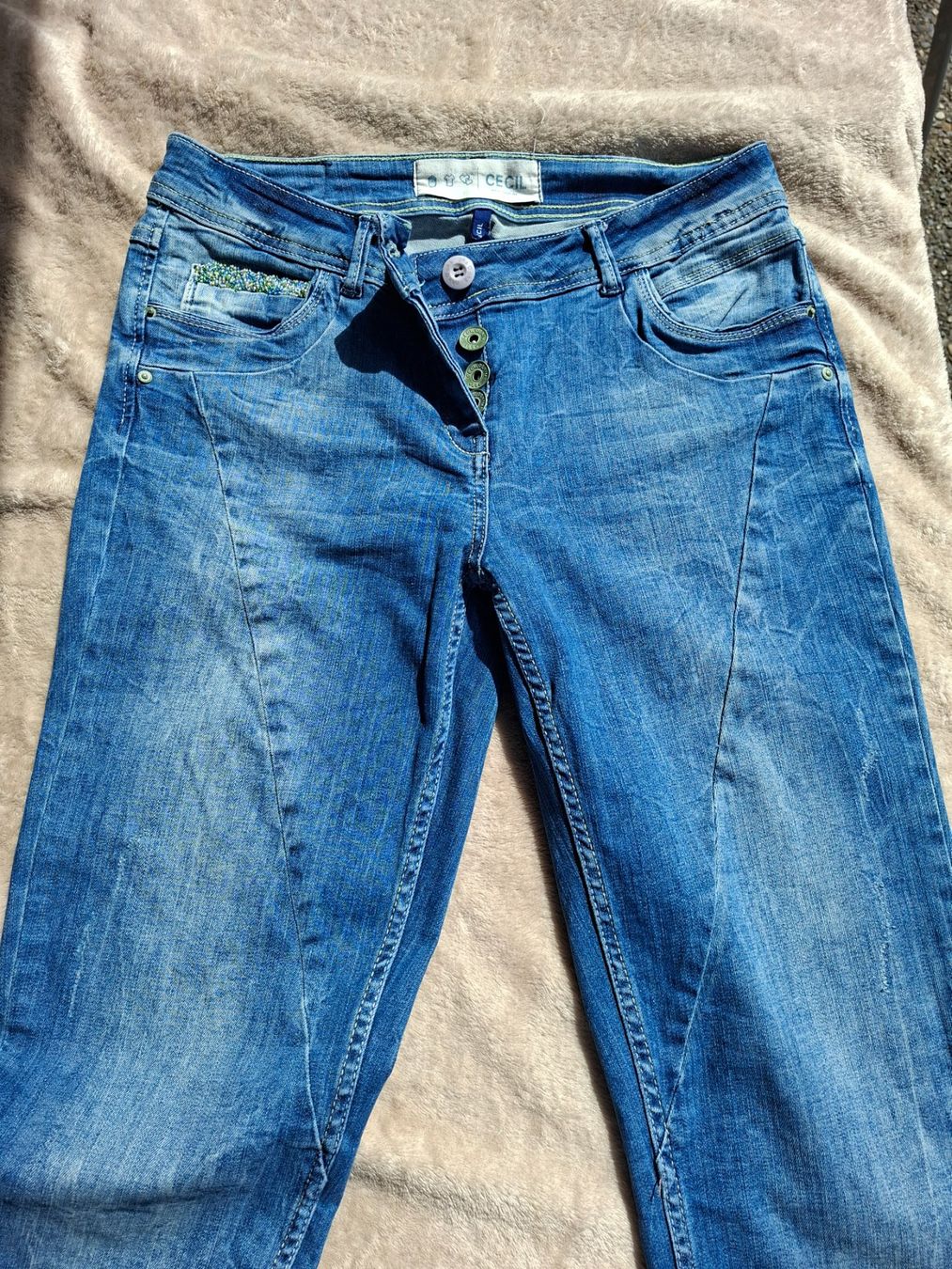 Cecil Jeans: Cecil Jeans Gr.29 – Usato da Sumiswald venduto da Cicco02