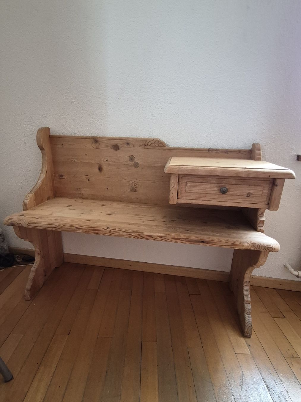 Bancs: Altes Bänkli/ Telefonbänkli – D'occasion à Schmitten (Albula) par wallo64