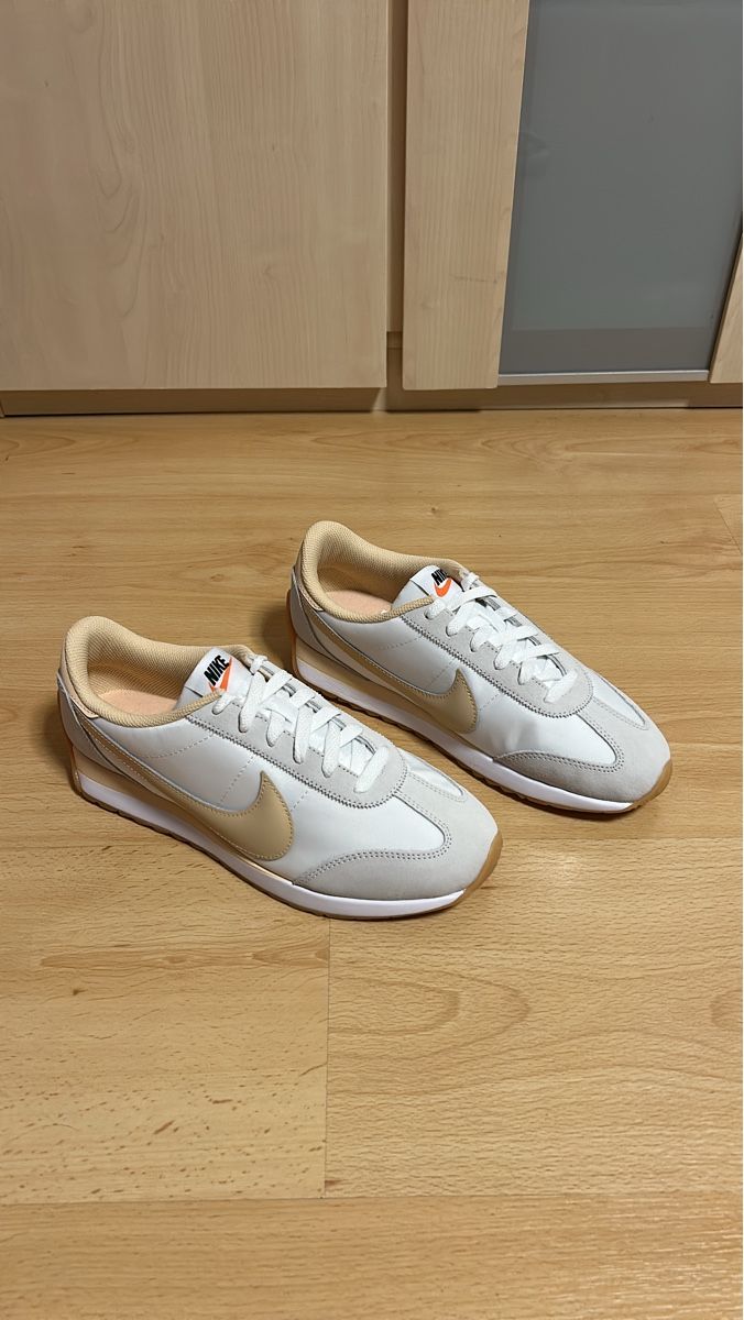 Nike Herrenschuhe: Nike Pacific – Neu (gemäss Beschreibung) aus la chaux-de-fonds von swann88