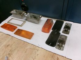 Saurer Normallenker Motorhaube - Beleuchtung  Blinkleuchten