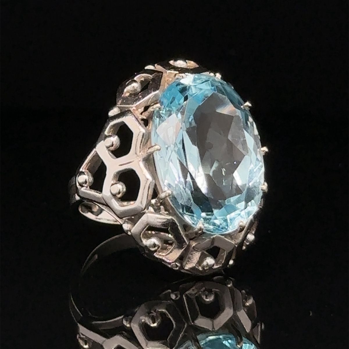 Anelli: Grosser Topas Weissgold 585 Ring – Usato da Fribourg venduto da contessa