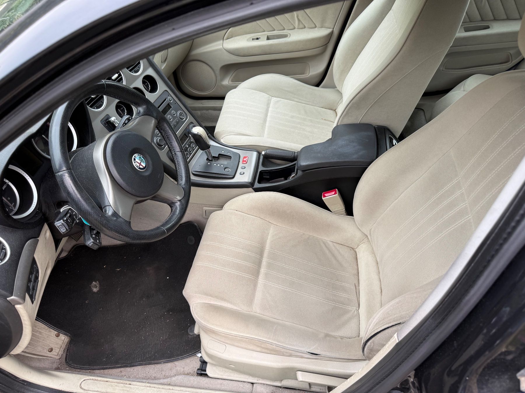 Alfa Romeo Automobili: Vendo Alfa Romeo 159 1.9 JTD – Usato da Cresciano venduto da des_hs92 4