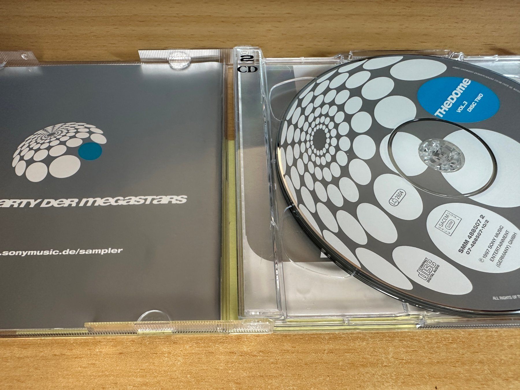 CD: Various – The Dome Vol. 3 - 2 CD – Usato da Rikon im Tösstal venduto da Alpenmutz 2