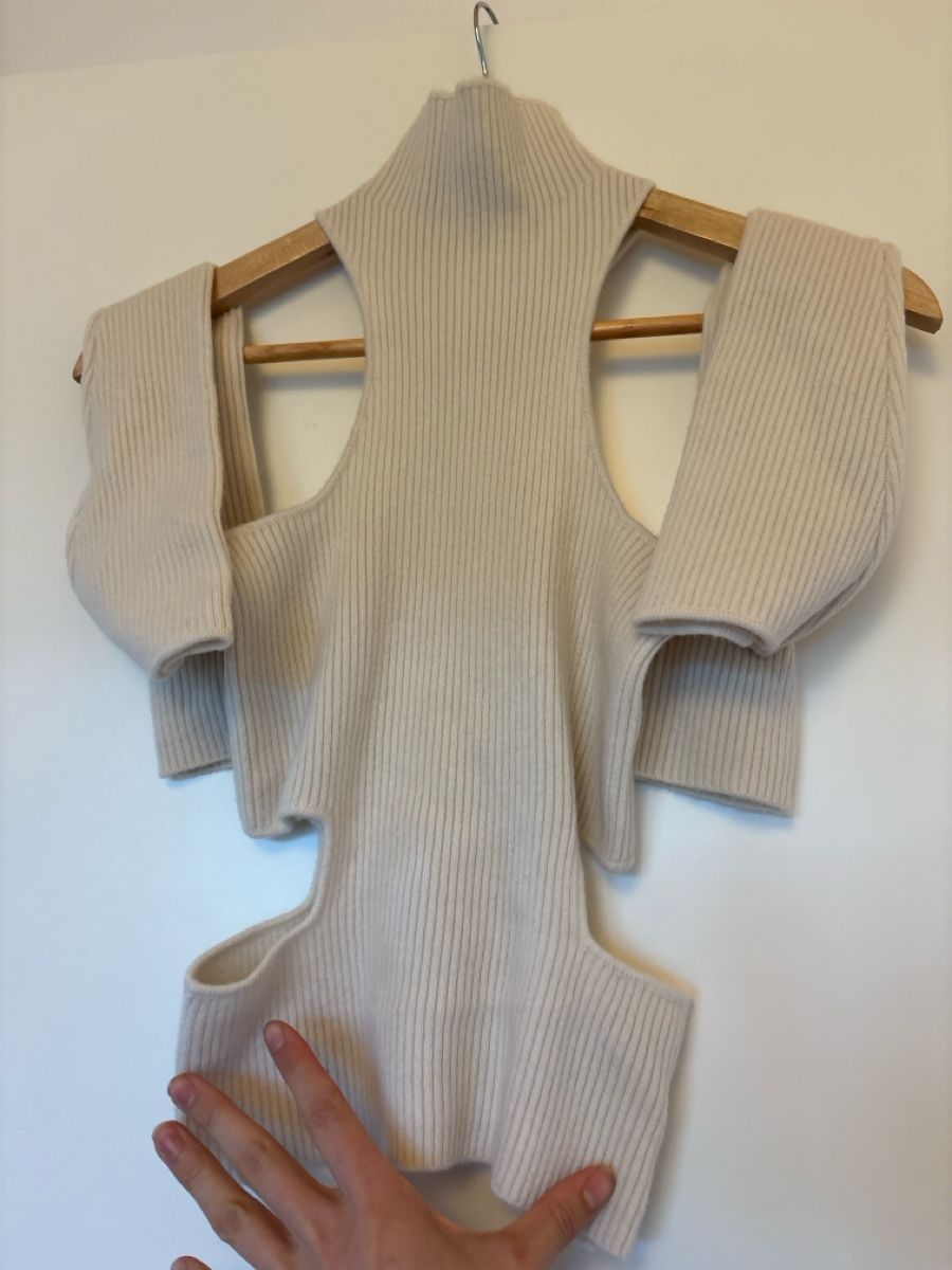 Top: Jacob Lee Cashmere Cut-Out Top – Nuovo e nell'imballaggio originale da Oberhasli venduto da ani_97f7 2