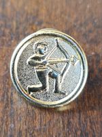 Pin, Strenzeichen Schütze