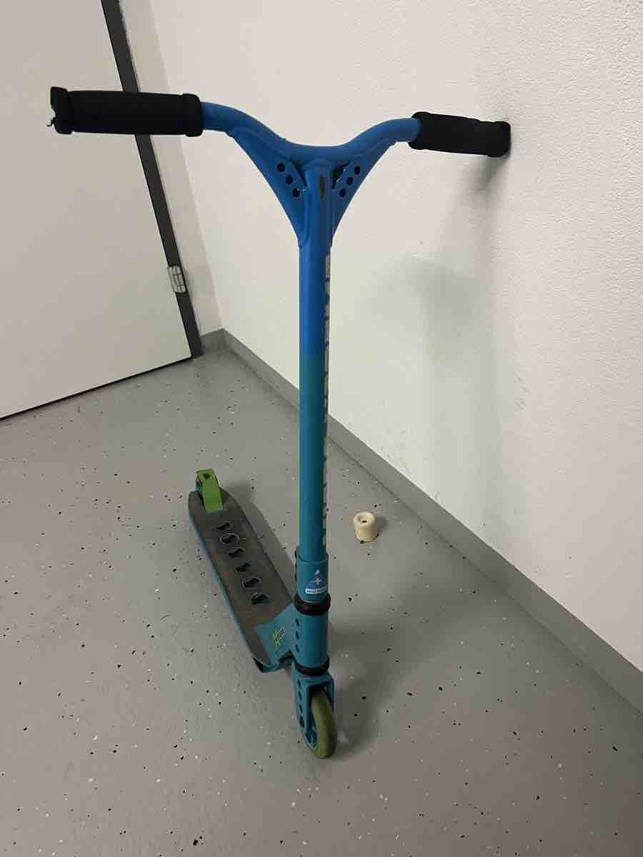 Micro Kickboard: Micro Kickboard Xtreme – D'occasion à Zug par mik_9kgp 1