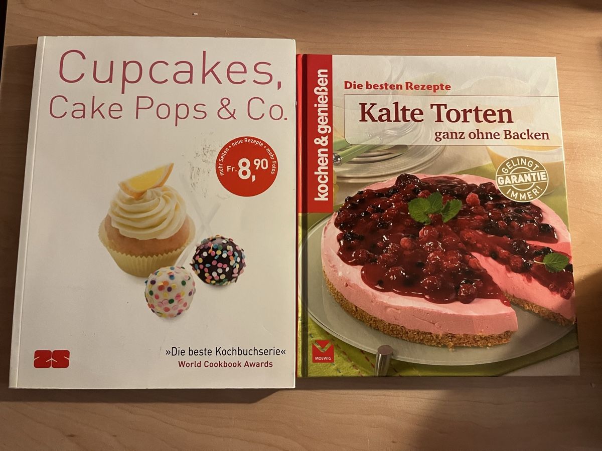 Libri: 6 Bücher Backen und Süssspeisen – Usato da Burgdorf venduto da Calvia 1