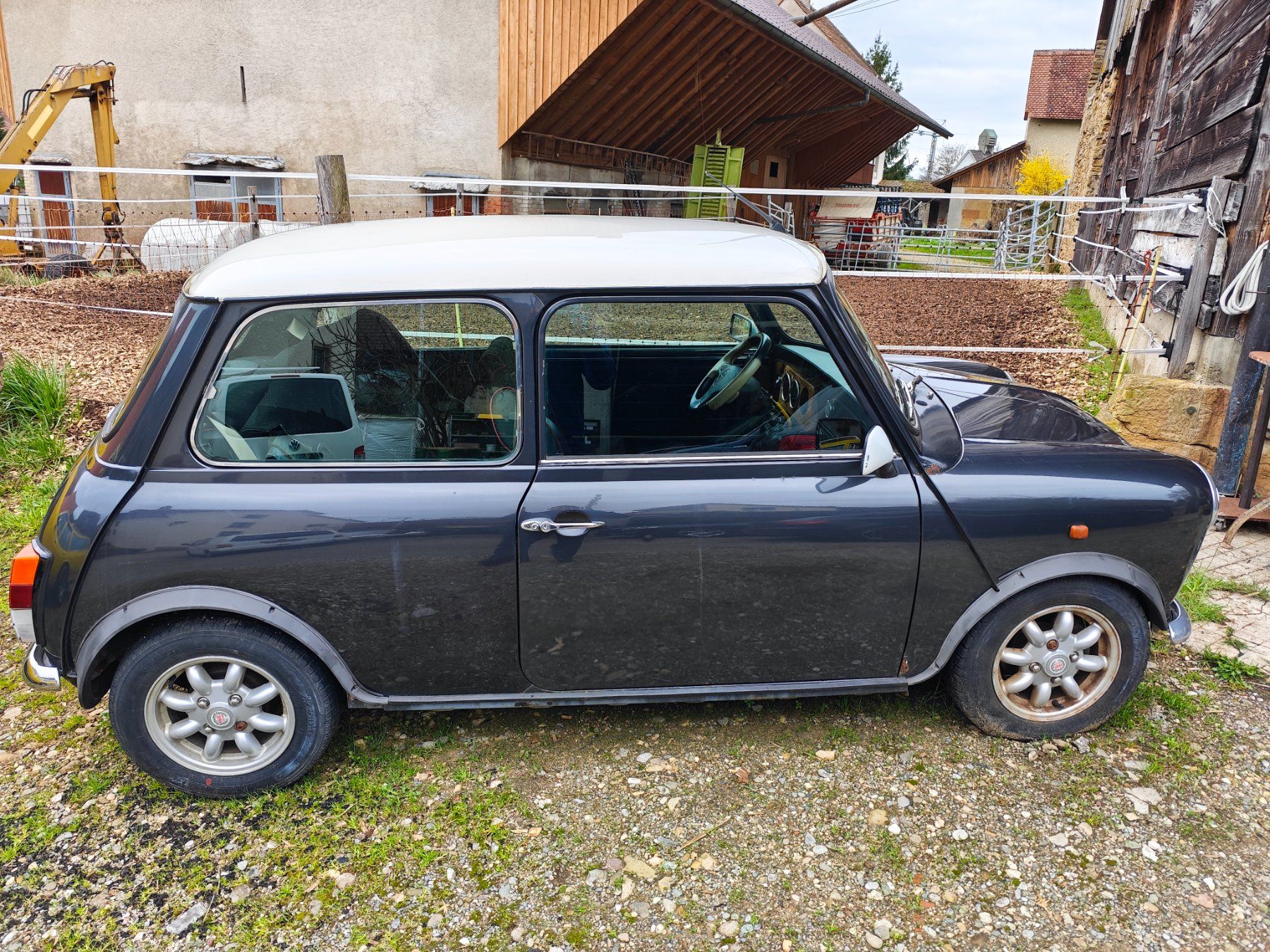 Rover Automobili: Classic Mini Cooper 1.3 MPI 1996 Rover – Usato da Aarau Rohr venduto da Hometrix 2