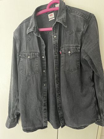 Levi's Jeanshemd schwarz Standard Fit Grösse M ab 1.-