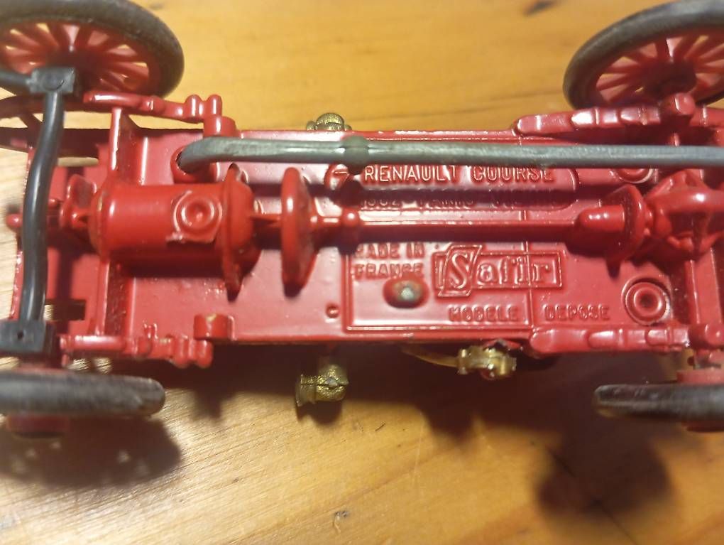 Renault Modellini d'auto: Renault course 1902, Paris Vienne – Usato da Basel venduto da Petergunn 1