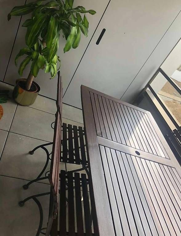 Set di tavolo e panche: Table avec chaise en acacia – Usato da Thônex venduto da fmo_vnl2 1