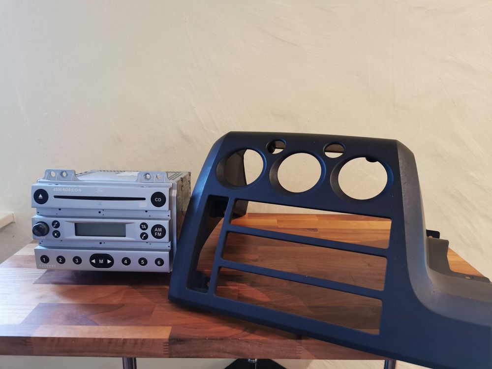 Autoradio / Radio Ford Fiesta / 4500 RDS E O N mit Abdeckung (Gebraucht ...