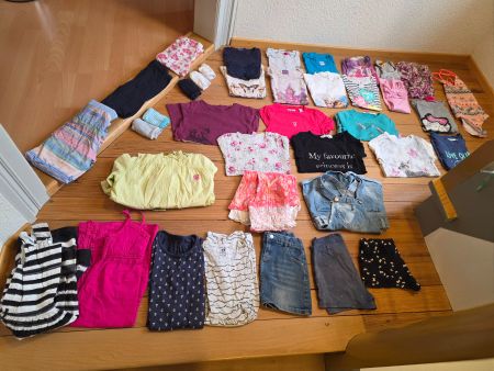 Riesiges Sommer Kleiderpaket in Grösse 122