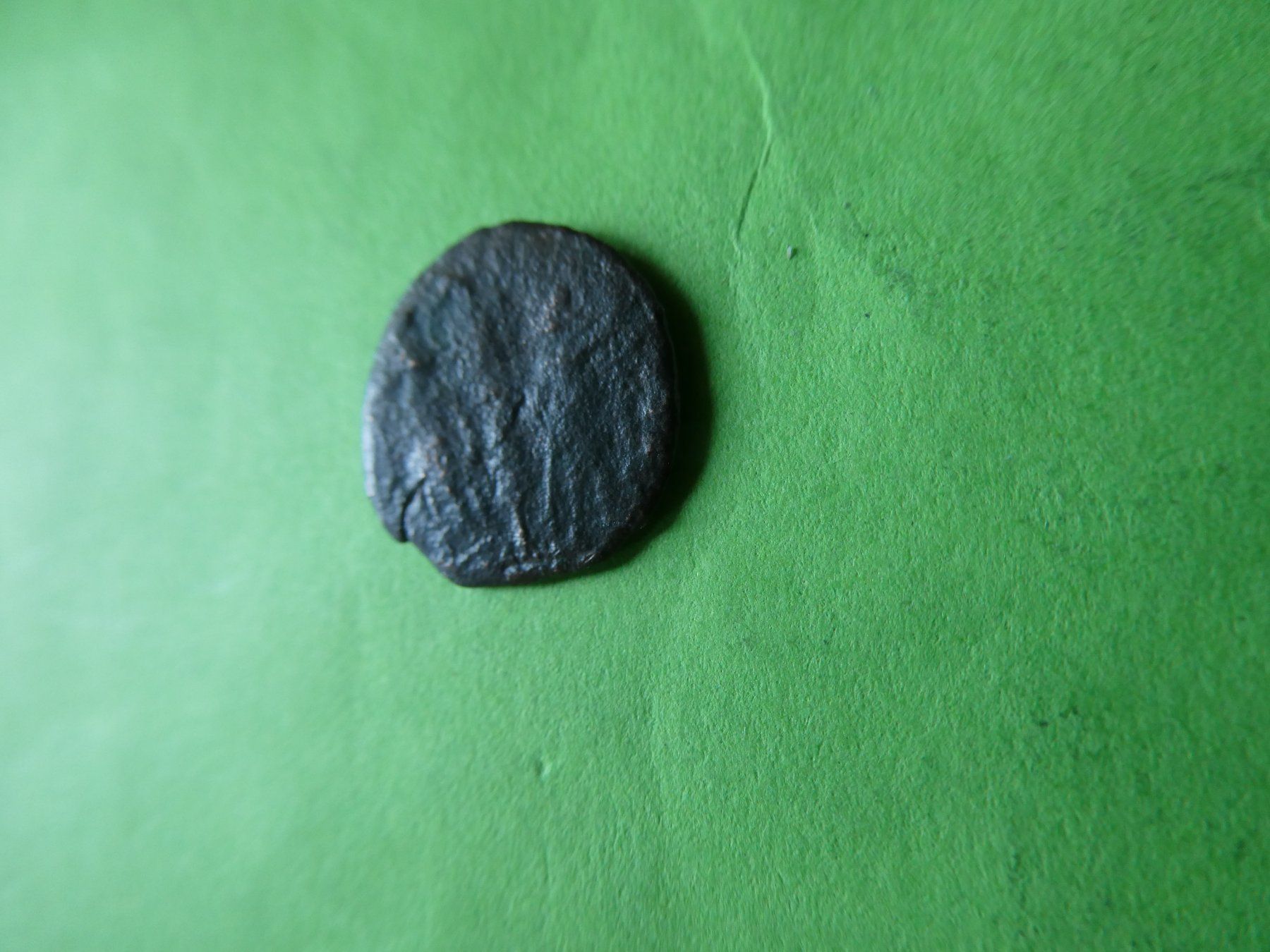 Tutti le monete: uralte Bronzemünze  13 mm     1.02  g – Usato da Hinterforst venduto da Rohusri 3