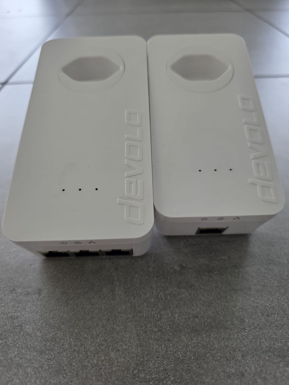Devolo Unità & Adattatore: Devolo dLAN 650 triple+ und Devolo dLan 650+ ab 1 CHF – Usato da Weggis venduto da Dirtyharry