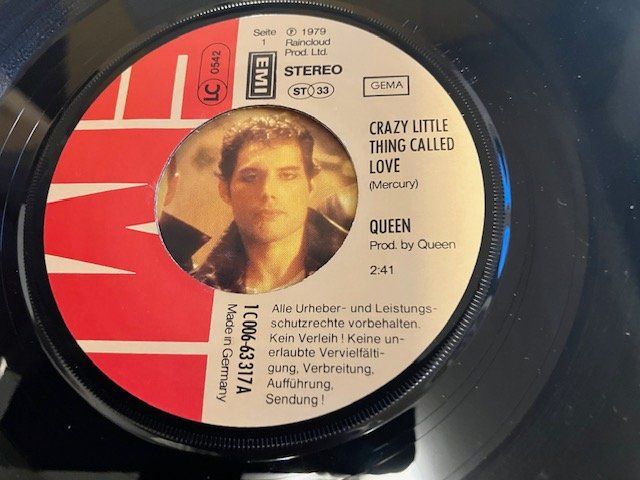 Dischi in vinile: Queen – Usato da Aarwangen venduto da Jukebox3 4