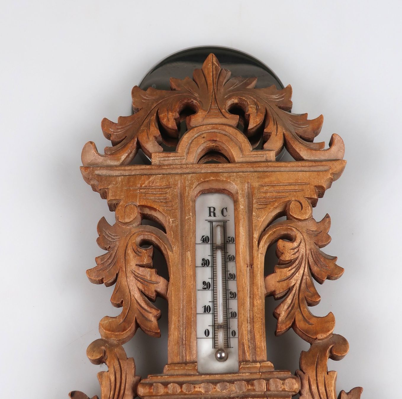 Altri elettrodomestici e apparecchi d’epoca: Wandbarometer mit Thermometer, Holz geschnitzt, gebraucht – Usato da Volketswil venduto da brockipfannenstil 5