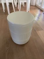 Hocker Beistelltisch aus Leichtbeton