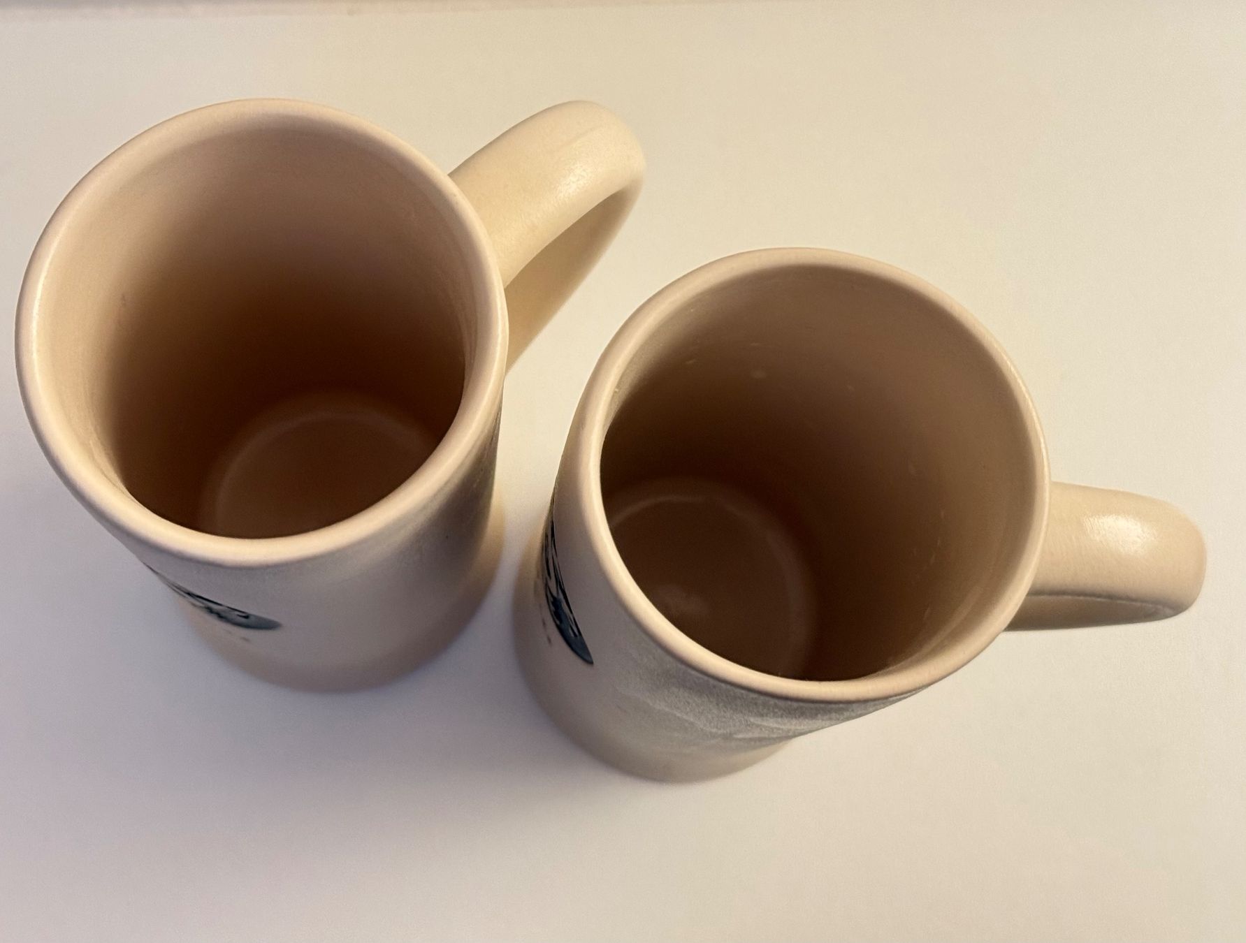 Gläser: Deux chopes en grès Boxer Bière Yverdon 2012 – Gebraucht aus Denges von peumens 4