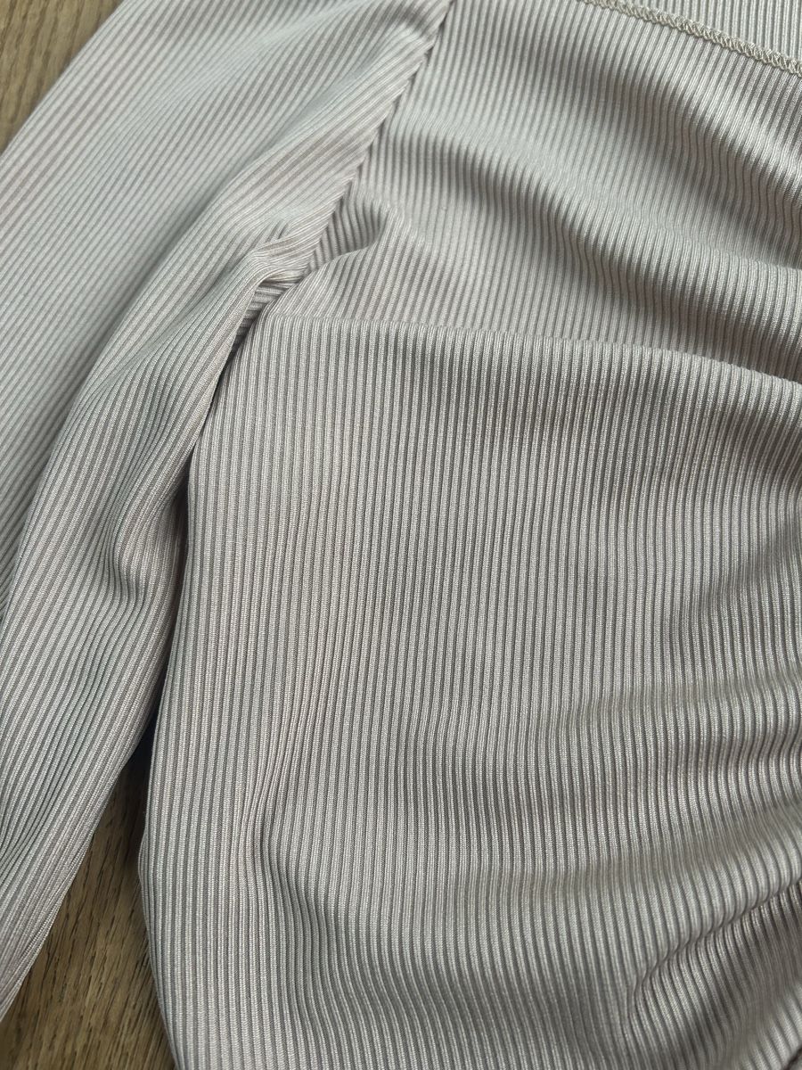 Shein T-shirt: Wunderschönes Damen Langarmshirt Grösse S  – Usato da Frauenfeld venduto da jae_vs6j 2