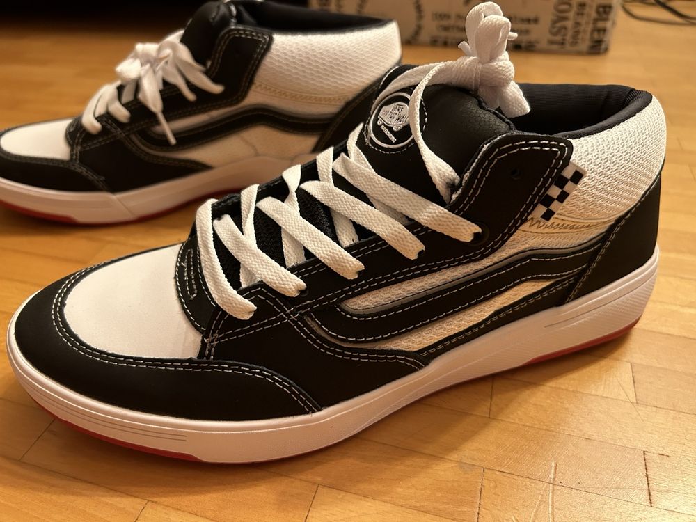 Vans Scarpe da uomo: New!Vans Zahba Mid Sneakers,size EU:43.0 , US:10, UK:9.0 – Nuovo e nell'imballaggio originale da St Gallen venduto da kon_2nnp
