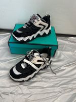 Sneaker Gr 35 Neu