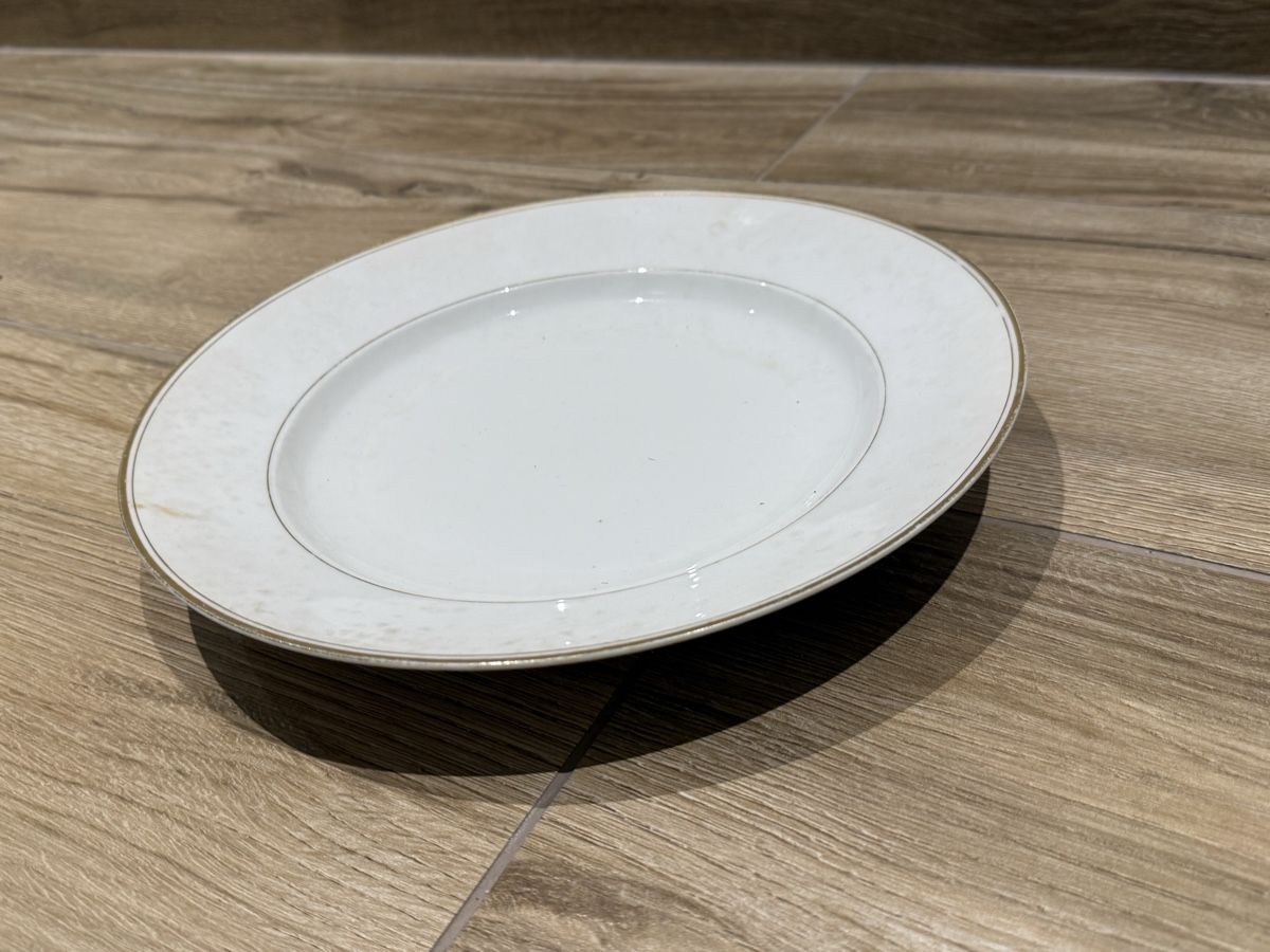 Set di piatti: Porcelaine de Limoges – Usato da Estavannens venduto da davy80 1