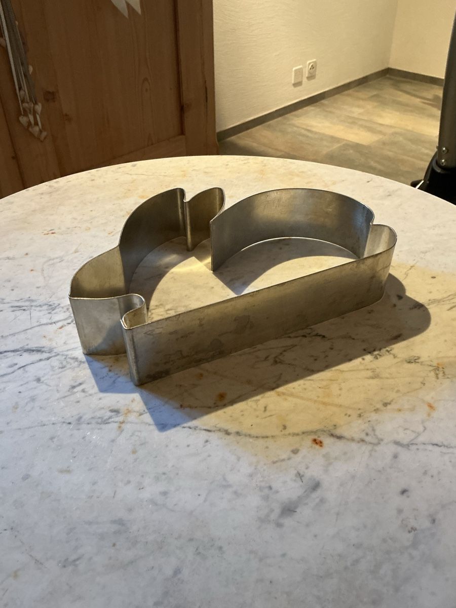 Backformen: Backform Hase, Metall, guter Zustand  – Gebraucht aus Tamins von juliahauserbalog 1