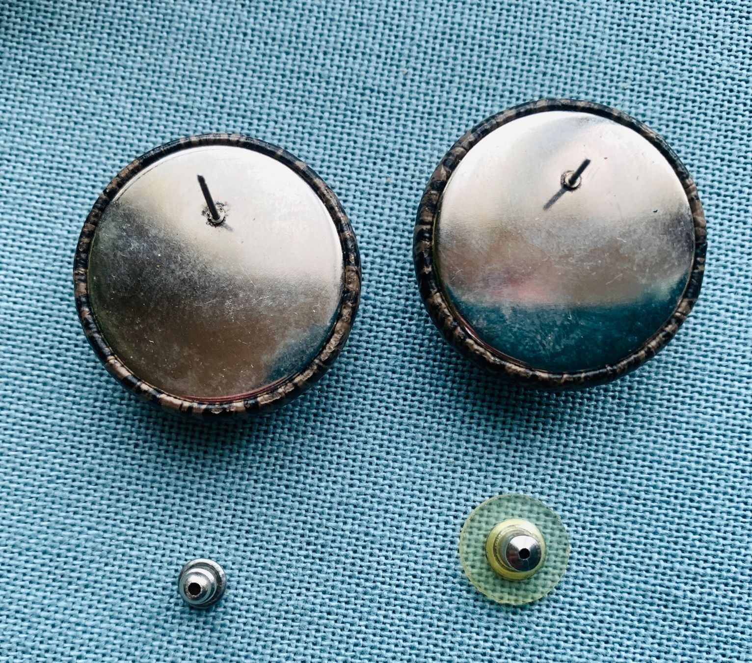 Ohrringe & -stecker: Ohrstecker, 80er, Animal Print – Gebraucht aus Bern von Flora.Sonea 2