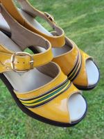 Coole original 70er Sandalen Lackleder Made in Switzerland