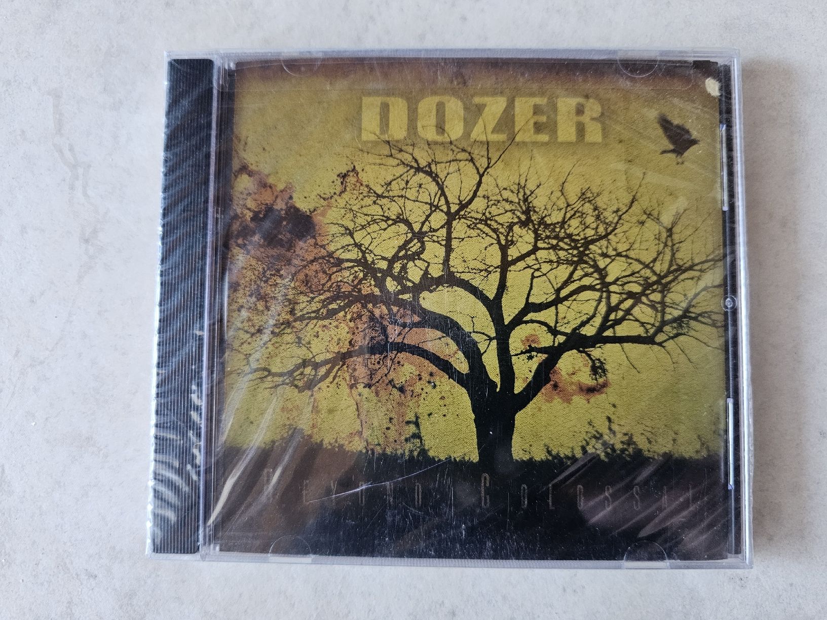 CD: Dozer  -  Beyond Colossal  /  Fabrikneu – Nuovo e nell'imballaggio originale da Schneisingen venduto da backstore24