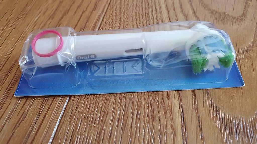 Cura dei denti: Oral-B Zahnbürstenköpfe – Usato da Sissach venduto da sal_6lsx 1