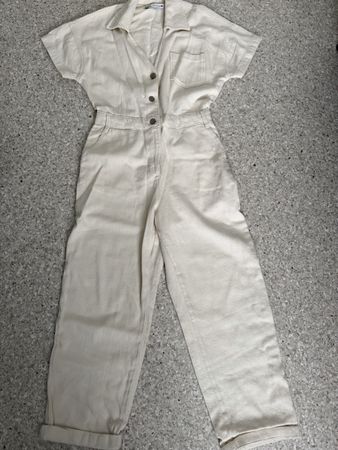 Jumpsuit Zara beige kurzarm Grösse S guter Zustand