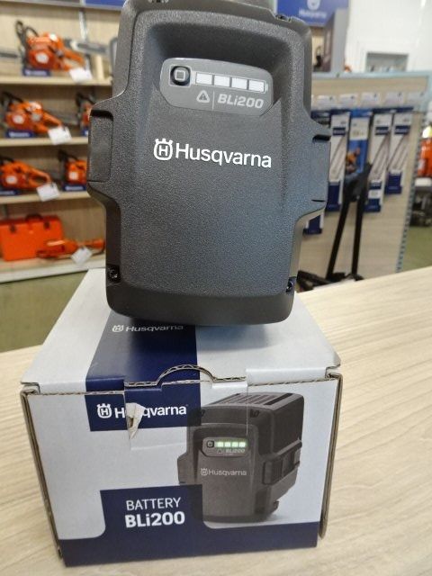 Akku BLi200 Husqvarna (Neu und originalverpackt) in Rüegsbach für CHF ...