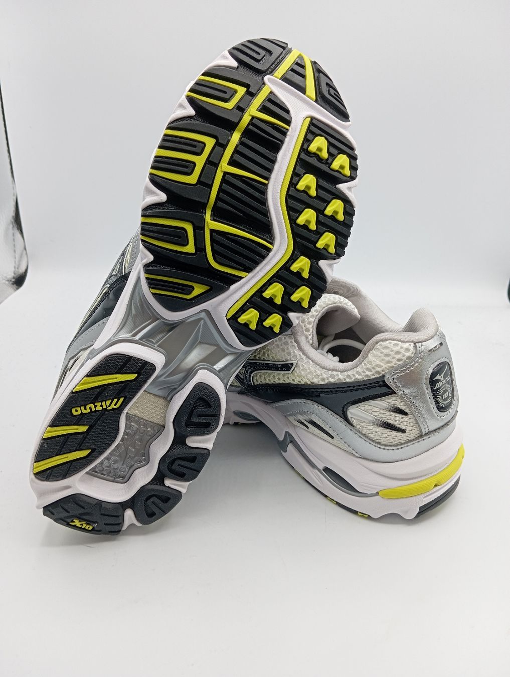 Mizuno Herrenschuhe: Mizuno Wave Rider 10 (EU38.5) – Neu und originalverpackt aus Schaffhausen von outlez 6