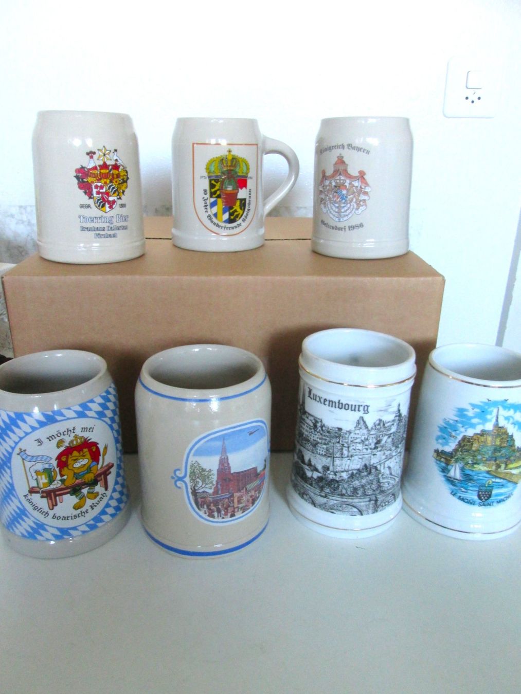 Caraffe: 7 Keramik-Karaffen für Bier – Usato da Sementina venduto da babucia