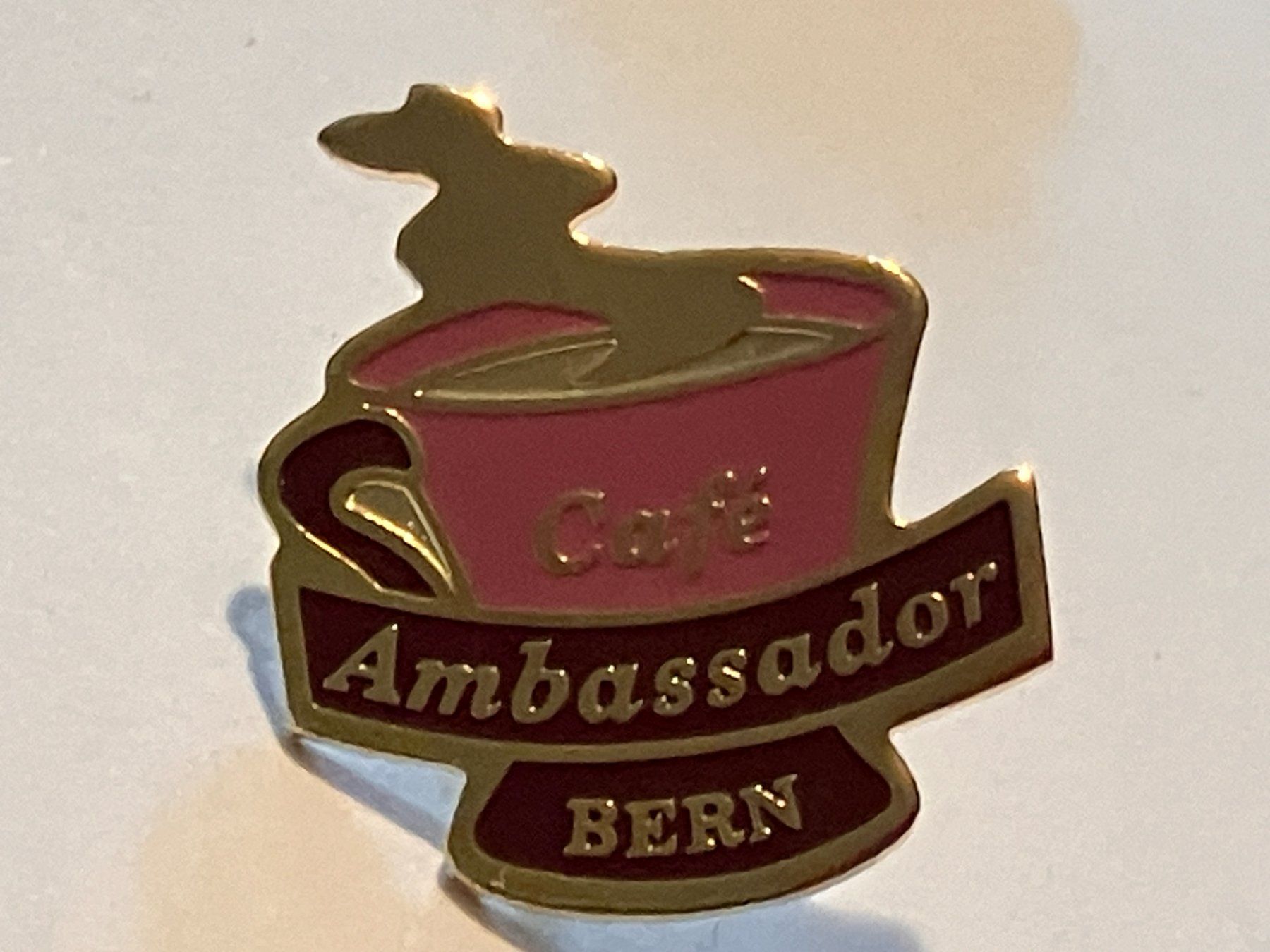 Plaketten & Abzeichen: 1 Pin Cafe Ambassador Bern – Gebraucht aus Basel von djwwpp