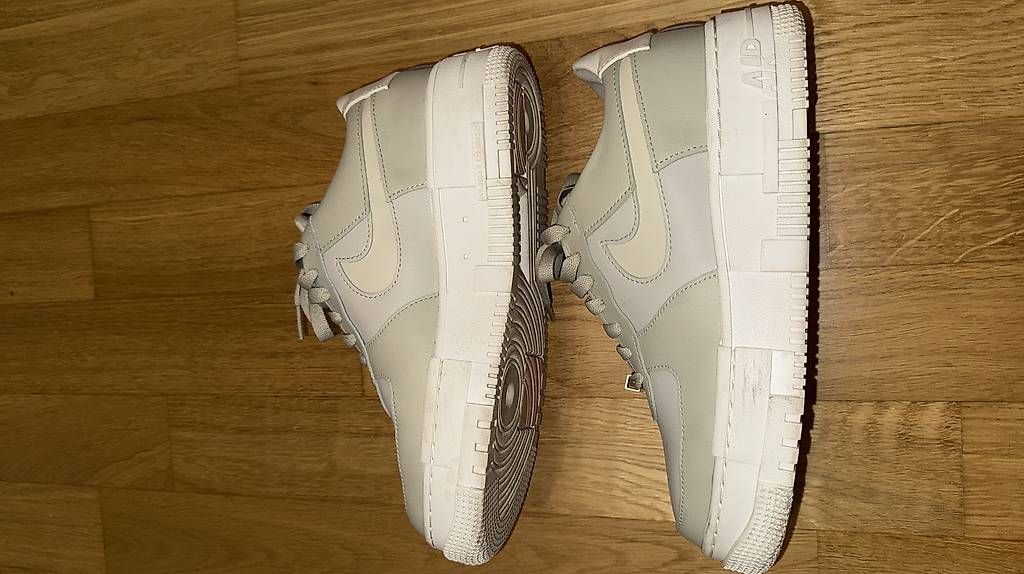 Scarpe da uomo: Nike Airforce 1  – Usato da Effretikon venduto da lil_vgd5 1