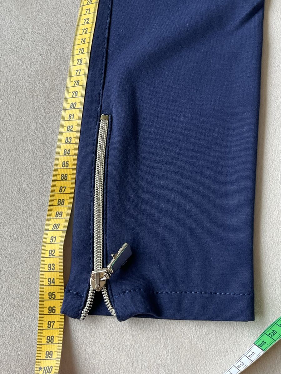 Versace Pantaloni: Schicke Hose Versace Gr.XS neu – Nuovo e nell'imballaggio originale da Stäfa venduto da Exclusive0 4