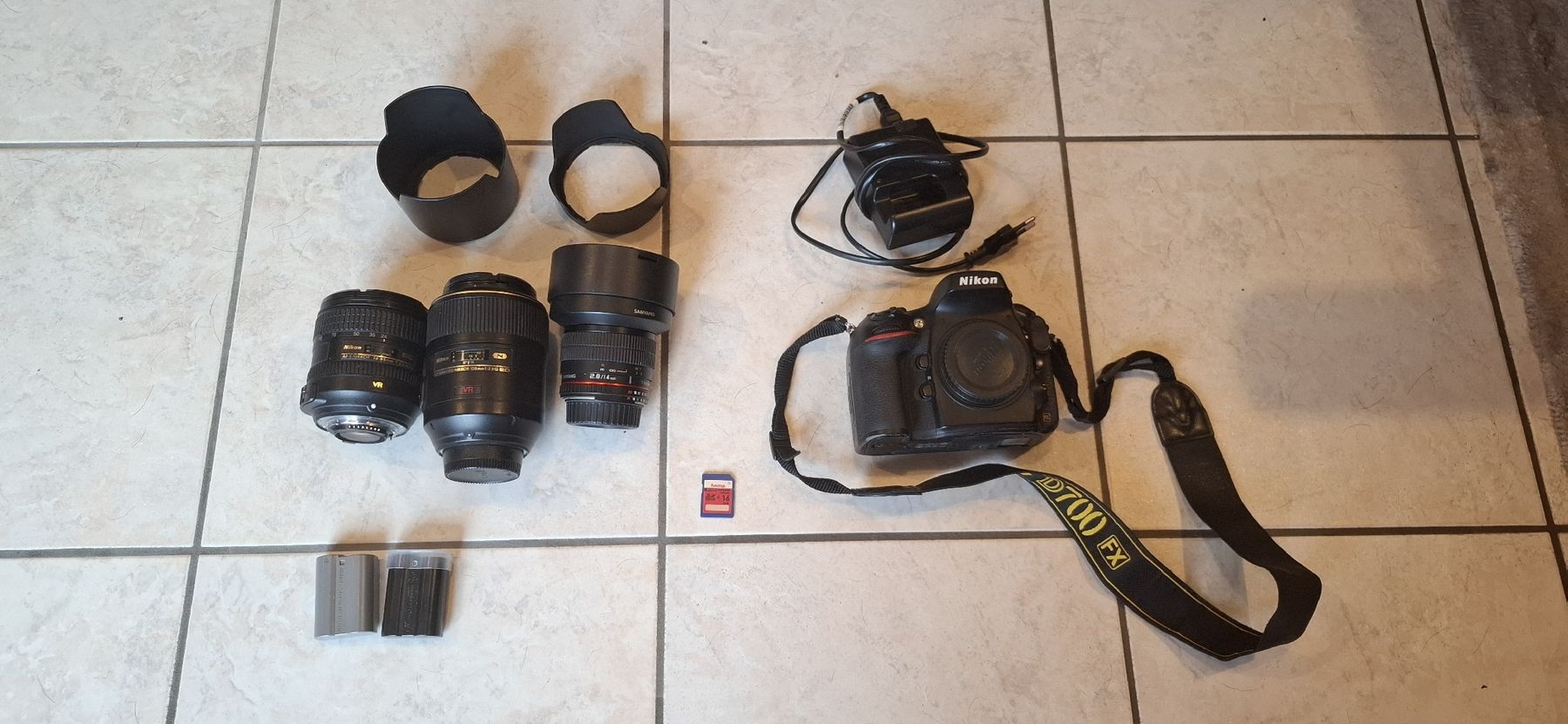 Nikon Kamera: Nikon D800 + 4 objectifs  – Gebraucht aus St-Saphorin-Morges von J.dut