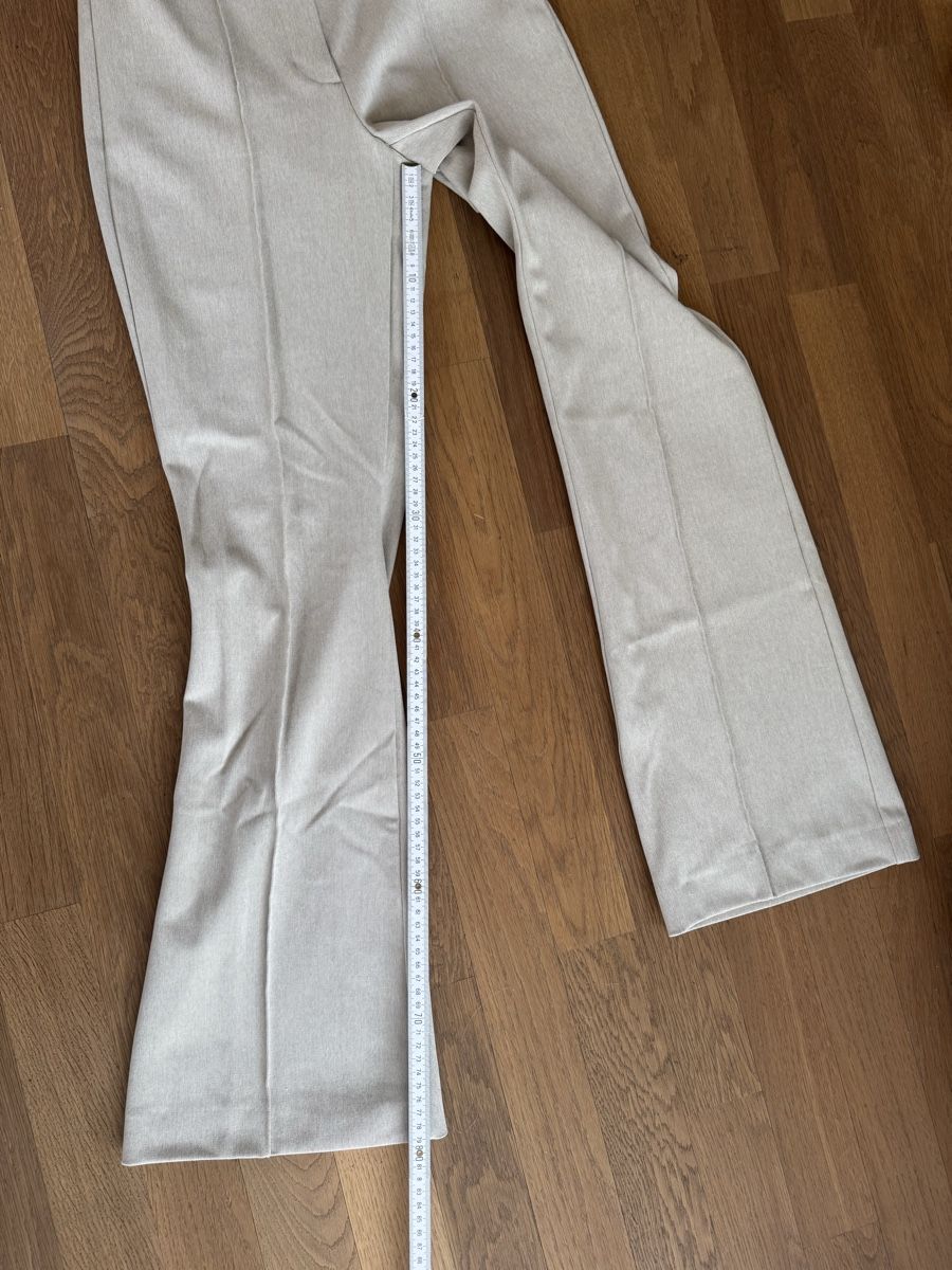 Zara Pantaloni: Hose Zara – Usato da Rotkreuz venduto da Mini_mela33 5