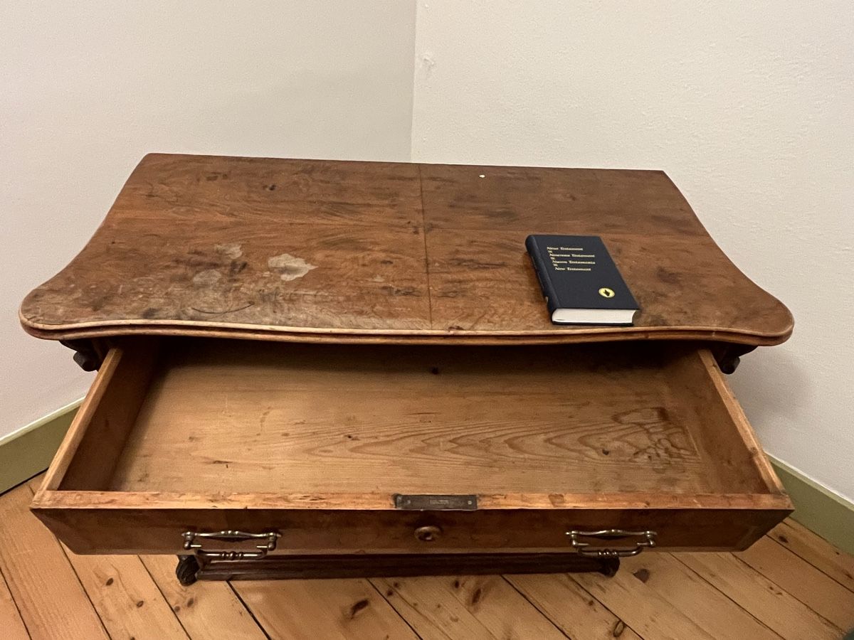 Cassettiere: Altehrwürdige Kommode – Usato da Eschenz venduto da glettise24 1