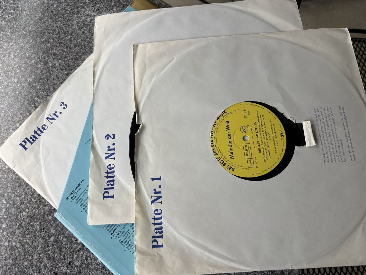 Schallplatten: VINYL melodie der welt BOX – Gebraucht aus Herzogenbuchsee von warrior77 6