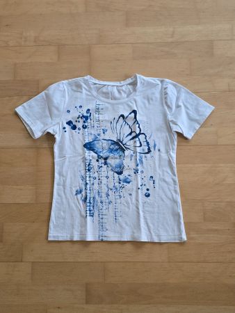 Schönes T-Shirt weiss mit Schmetterling S