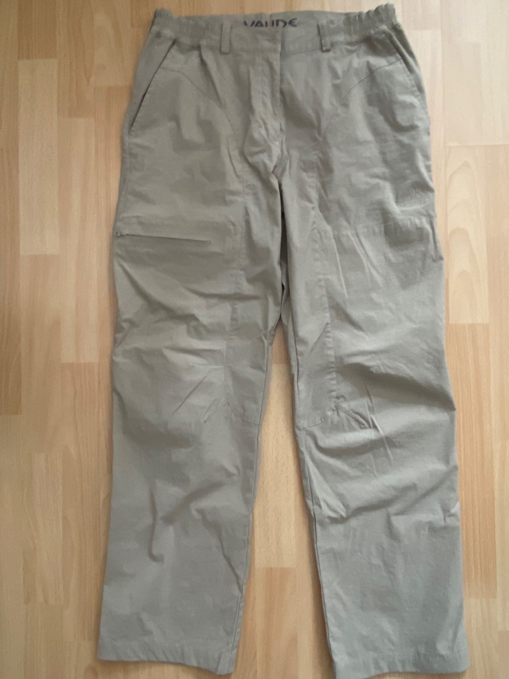 Pantaloni: Vaude Wanderhose, Grösse 42. Wie neu. Unisex – Usato da Hölstein venduto da Cat_xj56
